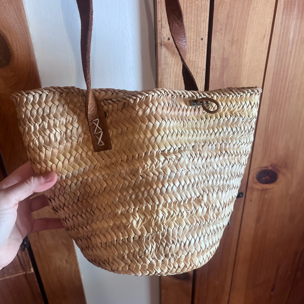 Straw Bucket Bag